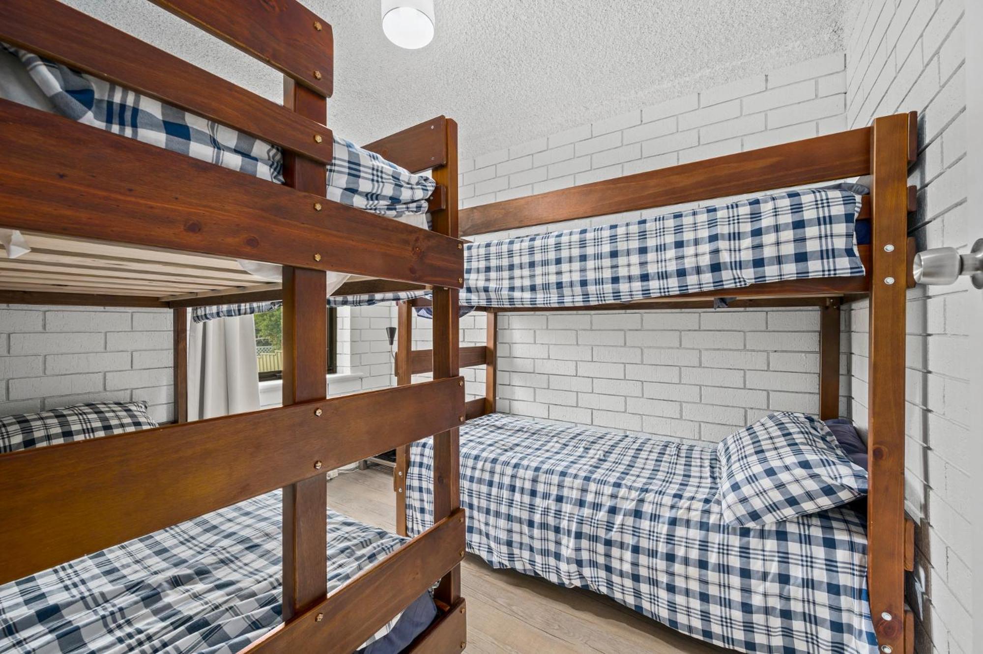 Sun&Surf Aldinga Beach Apartment Bagian luar foto